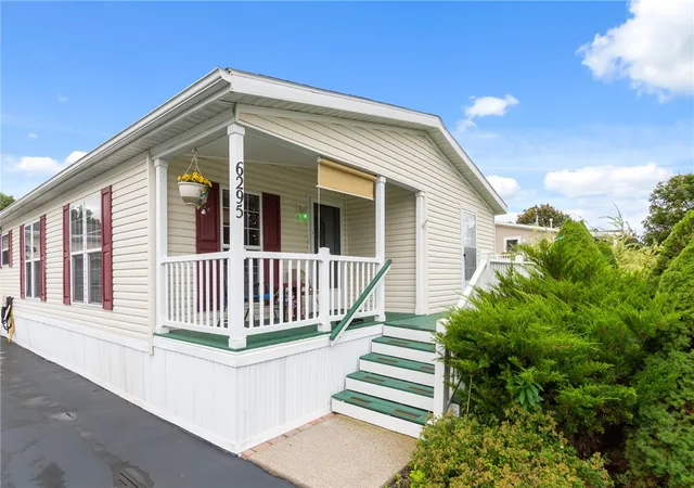 Photo 2 of Manufactured home for sale at 6295 Lambert, Victor, NY 14564 | MLS# R1711341 | Listing updated on 2026-09-10