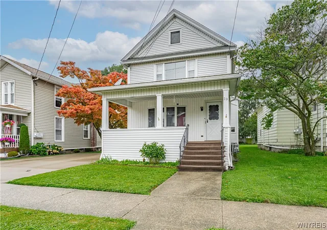 Multi family home for sale at 19 Grosvenor St, Lockport, NY 14094 | MLS# B1711470
