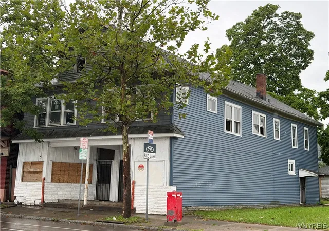 Photo 1 of Single family home for sale at 2075 S Park Ave, Buffalo, NY 14220 | MLS# B1711507 | Listing updated on 2026-09-01