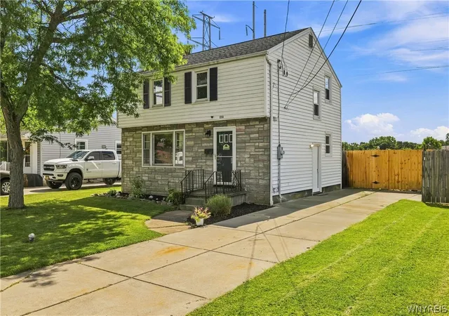 Single family home for sale at 119 Deuro Dr, Niagara Falls, NY 14304 | MLS# B1711606 | Listing updated on 2026-09-01