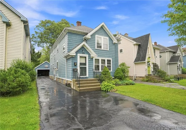 Photo 2 of Sale Pending at 160 Hamilton Dr, Buffalo, NY 14226 | MLS# B1711364 | Listing updated on 2026-09-10