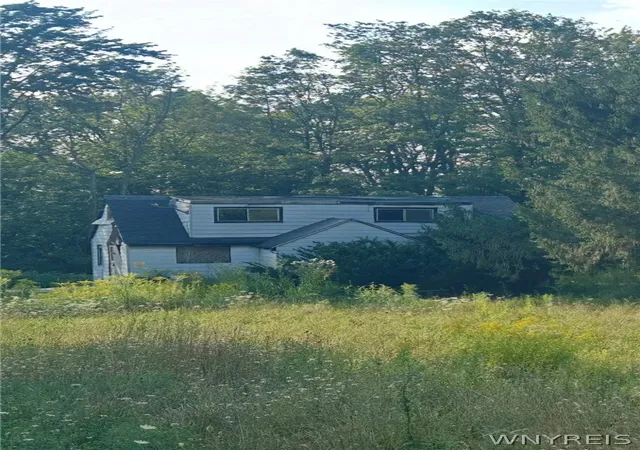 Photo 1 of Sale Pending at 8486 Feddick Rd, Hamburg, NY 14075 | MLS# B1711525 | Listing updated on 2026-09-10