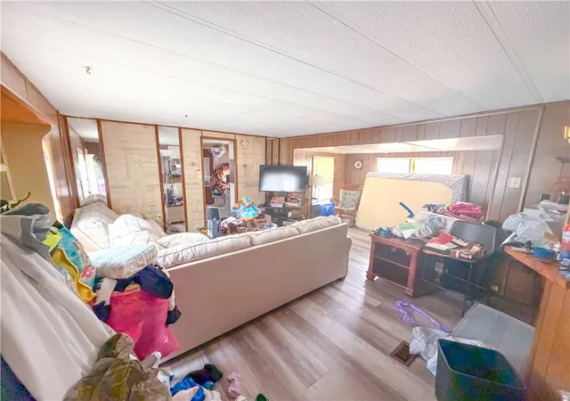 Photo 3 of Manufactured home for sale at 5839 Chili Riga Ctr Rd #E0, Churchville, NY 14428 | MLS# R1710817 | Listing updated on 2026-09-02