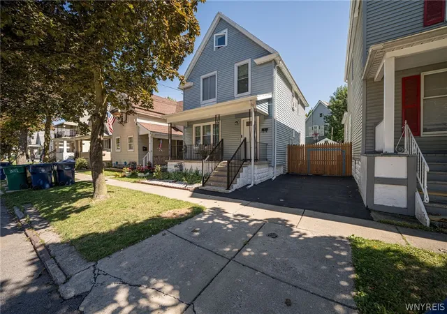 Photo 1 of Sale Pending at 37 Glor St, Buffalo, NY 14207 | MLS# B1711272 | Listing updated on 2026-09-14