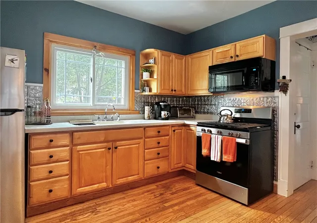 Photo 3 of Sale Pending at 14 Spruce St, Oneonta, NY 13820 | MLS# R1710350 | Listing updated on 2026-09-06