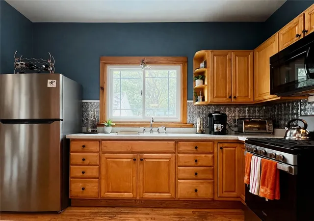 Photo 4 of Sale Pending at 14 Spruce St, Oneonta, NY 13820 | MLS# R1710350 | Listing updated on 2026-09-06