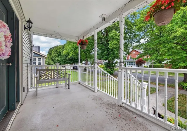 Photo 3 of Single family home for sale at 247 Potters Rd, Buffalo, NY 14220 | MLS# B1711704 | Listing updated on 2026-09-12
