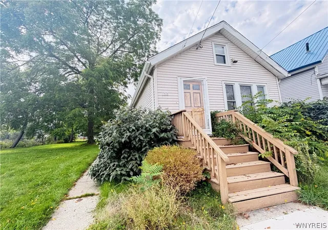 Photo 1 of Single family home for sale at 134 Stanton St, Buffalo, NY 14206 | MLS# B1710874 | Listing updated on 2026-09-02