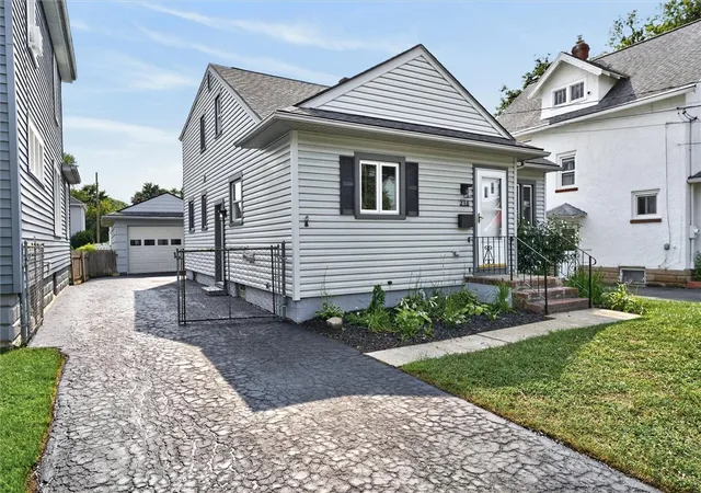 Photo 1 of Sale Pending at 316 W Elm St, East Rochester, NY 14445 | MLS# R1710583 | Listing updated on 2026-09-10