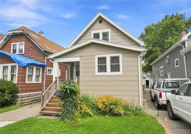 Photo 2 of Single family home for sale at 76 Sheffield Ave, Buffalo, NY 14220 | MLS# B1711521 | Listing updated on 2026-09-02