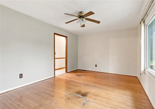 Photo 4 of Sale Pending at 40 Rouge Rd, Rochester, NY 14623 | MLS# R1711667 | Listing updated on 2026-09-10