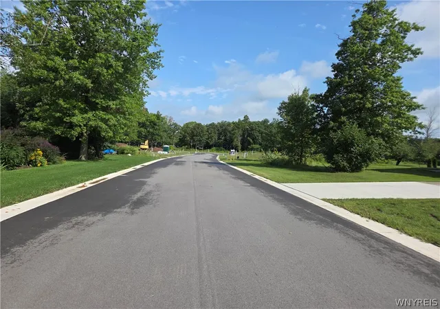 Photo 3 of Sale Pending at 4715 Eastwood Cir, Lewiston, NY 14092 | MLS# B1711730 | Listing updated on 2026-09-09