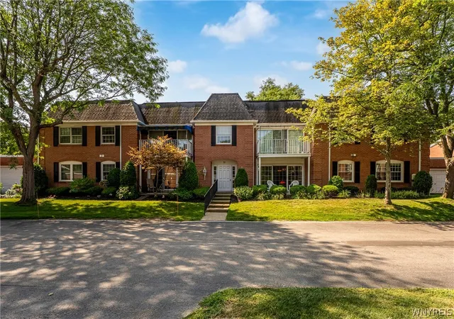 Photo 2 of Sale Pending at 71 Homer Ln #D, Buffalo, NY 14221 | MLS# B1710951 | Listing updated on 2026-09-03