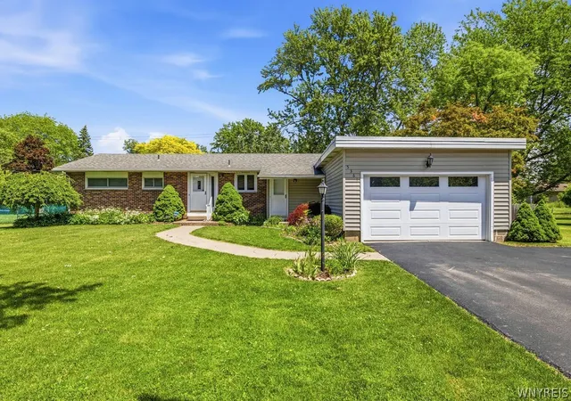 Photo 1 of Single family home for sale at 5361 Annover Rd, Lewiston, NY 14092 | MLS# B1711778 | Listing updated on 2026-09-02