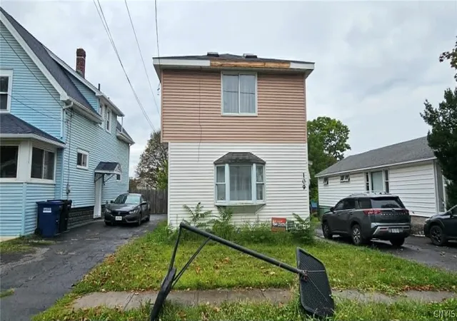 Photo 1 of Single family home for sale at 109 Wilmore Pl, Syracuse, NY 13208 | MLS# S1708656 | Listing updated on 2026-09-02
