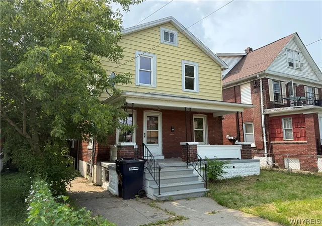 Photo 1 of Single family home for sale at 642 21st Street, Niagara Falls, NY 14301 | MLS# B1703419 | Listing updated on 2026-09-02