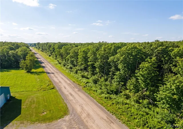 Photo 3 of Sale Pending at Hall, Volney, NY 13069 | MLS# S1711868 | Listing updated on 2026-09-10