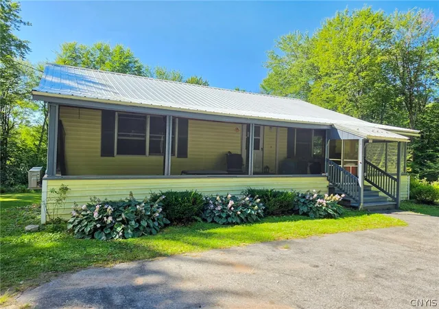Photo 2 of Single family home for sale at 926 Stone Barn Rd, Cleveland, NY 13042 | MLS# S1710800 | Listing updated on 2026-09-24