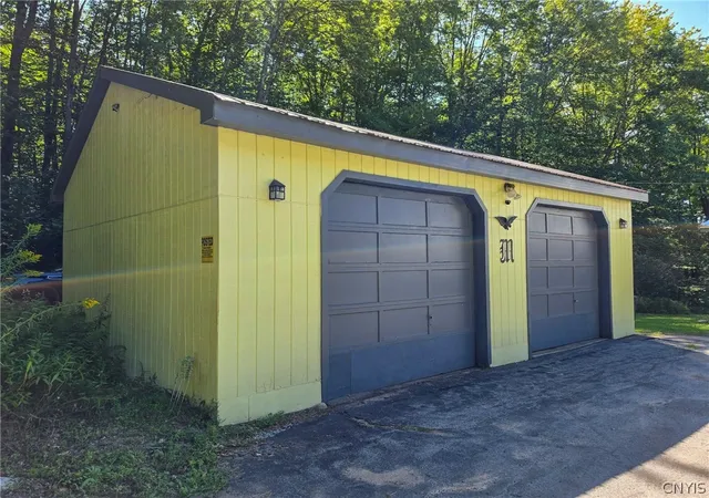 Photo 3 of Single family home for sale at 926 Stone Barn Rd, Cleveland, NY 13042 | MLS# S1710800 | Listing updated on 2026-09-09