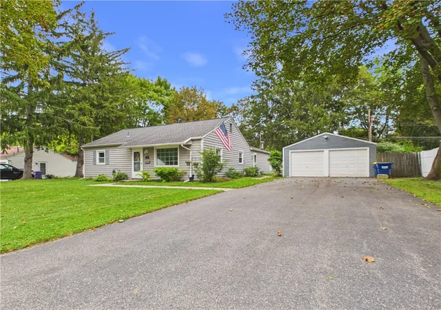 Photo 2 of Sale Pending at 124 Pontiac St, Webster, NY 14580 | MLS# R1711797 | Listing updated on 2026-09-08