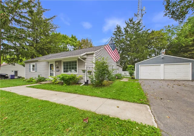 Photo 3 of Sale Pending at 124 Pontiac St, Webster, NY 14580 | MLS# R1711797 | Listing updated on 2026-09-08