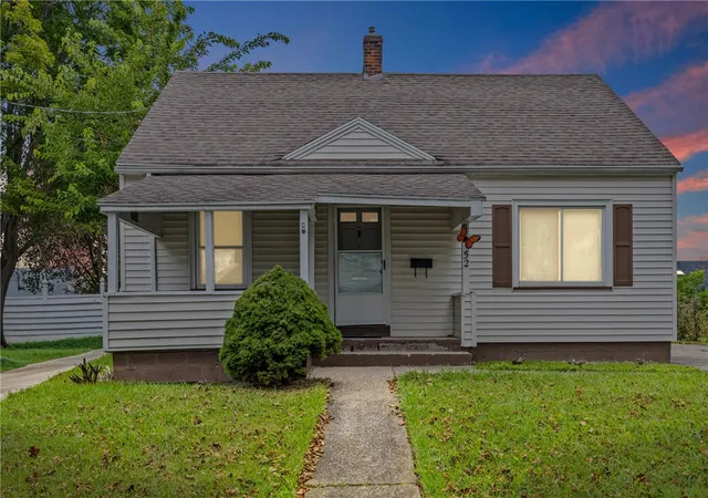 Photo 2 of Sale Pending at 52 Yates St, Rochester, NY 14609 | MLS# R1706136 | Listing updated on 2026-09-08