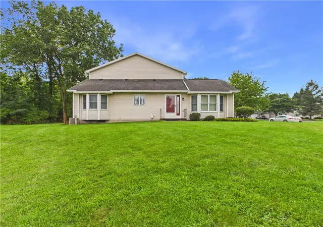Photo 1 of Sale Pending at 601 Strand Pond Cir, Webster, NY 14580 | MLS# R1711962 | Listing updated on 2026-09-08