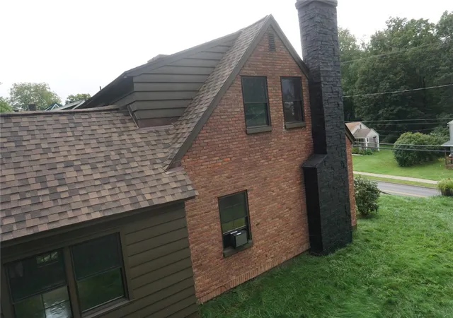 Photo 2 of Single family home for sale at 37 W Main St, Sidney, NY 13838 | MLS# R1711044 | Listing updated on 2026-09-04