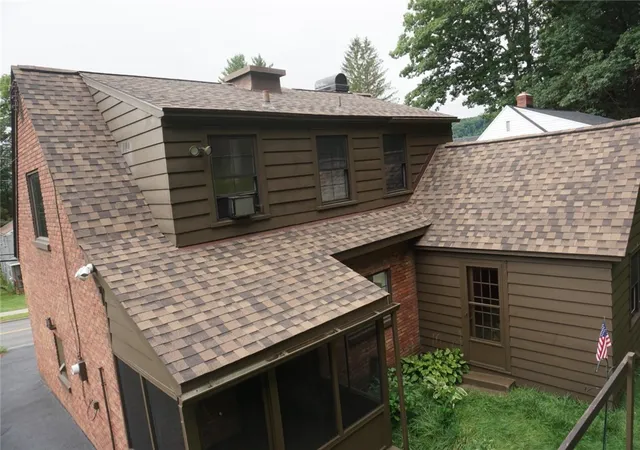 Photo 3 of Single family home for sale at 37 W Main St, Sidney, NY 13838 | MLS# R1711044 | Listing updated on 2026-09-04