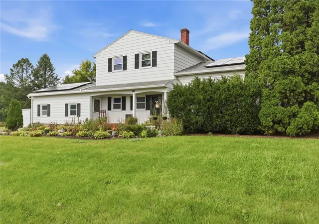 Photo 3 of Sale Pending at 3778 Outlet Rd, Shortsville, NY 14548 | MLS# R1711972 | Listing updated on 2026-09-08