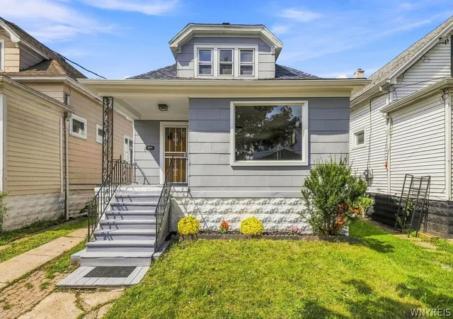 Photo 1 of Single family home for sale at 266 Fenton St, Buffalo, NY 14206 | MLS# B1712033 | Listing updated on 2026-09-09