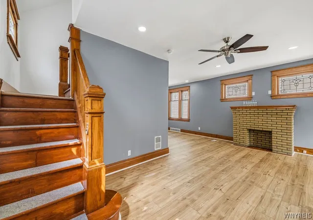 Photo 3 of Single family home for sale at 266 Fenton St, Buffalo, NY 14206 | MLS# B1712033 | Listing updated on 2026-09-09