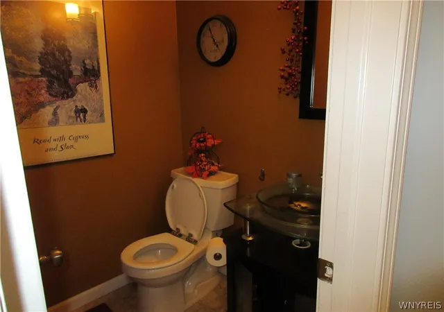 Photo 4 of Single family home for sale at 6029 Quaker Holw Rd #3, Orchard Park, NY 14127 | MLS# B1712041 | Listing updated on 2026-09-14