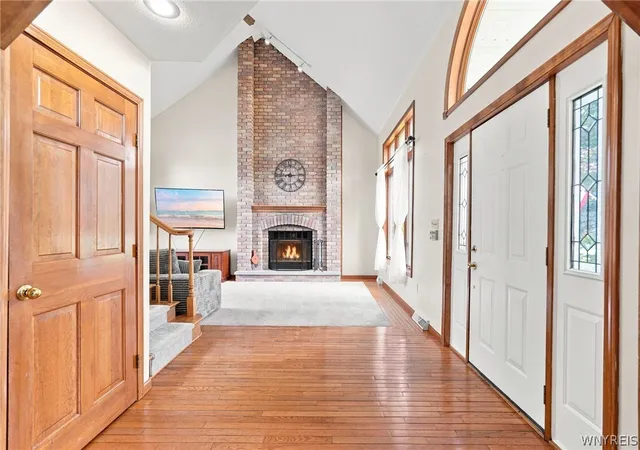 Photo 4 of Single family home for sale at 6914 Townline Rd, North Tonawanda, NY 14120 | MLS# B1712021 | Listing updated on 2026-09-07