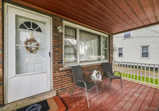 Photo 2 of Single family home for sale at 7020 Packard Rd, Niagara Falls, NY 14304 | MLS# B1712048 | Listing updated on 2026-09-03