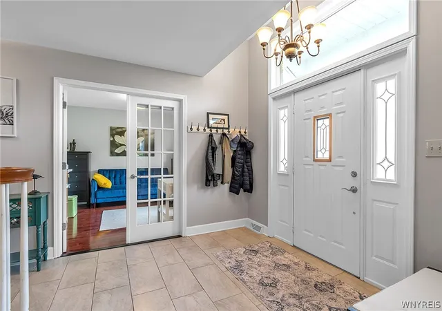 Photo 3 of Single family home for sale at 19 Braunview Way, Orchard Park, NY 14127 | MLS# B1712114 | Listing updated on 2026-09-08