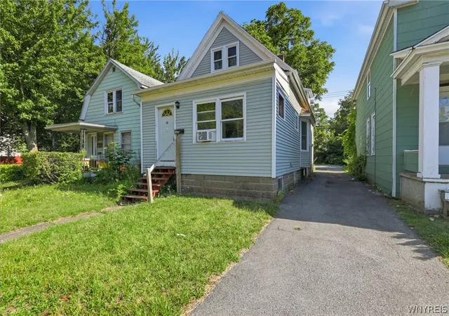 Photo 2 of Single family home for sale at 157 Merrimac St, Buffalo, NY 14214 | MLS# B1712099 | Listing updated on 2026-09-08