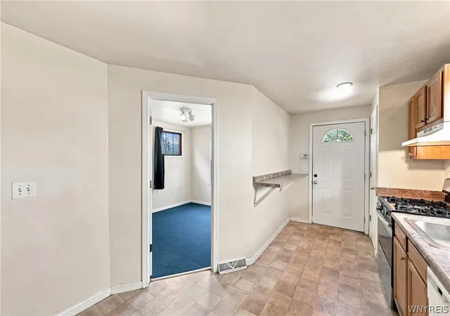 Photo 4 of Single family home for sale at 157 Merrimac St, Buffalo, NY 14214 | MLS# B1712099 | Listing updated on 2026-09-08