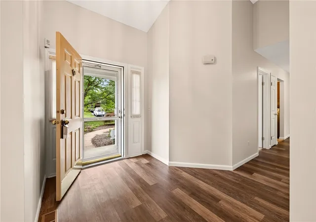 Photo 3 of Single family home for sale at 95 Rock Crk, Pittsford, NY 14534 | MLS# R1711950 | Listing updated on 2026-09-08