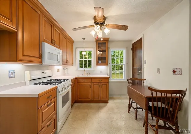 Photo 3 of Single family home for sale at 808 Massena Ave, Rome, NY 13440 | MLS# S1711885 | Listing updated on 2026-09-04