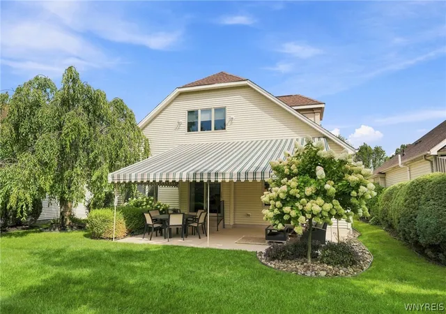 Photo 3 of Sale Pending at 49 Summer Hl Ln, Buffalo, NY 14221 | MLS# B1712080 | Listing updated on 2026-09-08