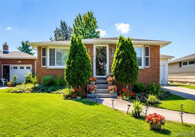 Photo 1 of Single family home for sale at 30 Augusta Ave, Buffalo, NY 14226 | MLS# B1709151 | Listing updated on 2026-09-13