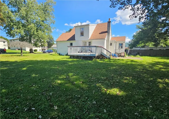 Photo 3 of Multi family home for sale at 231 W 11th Street, Elmira, NY 14903 | MLS# R1712192 | Listing updated on 2026-09-08
