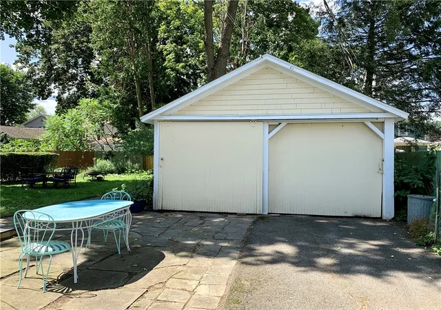 Photo 3 of Single family home for sale at 5 Morgan Ave, Oneonta, NY 13820 | MLS# R1711751 | Listing updated on 2026-09-11