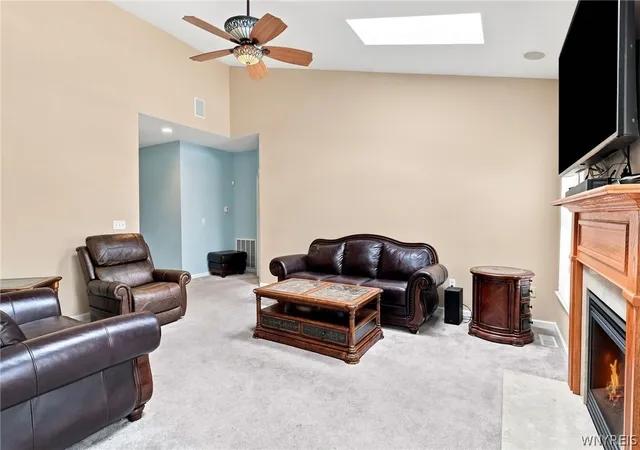 Photo 2 of Sale Pending at 2437 King Fisher Ln, Niagara Falls, NY 14304 | MLS# B1711991 | Listing updated on 2026-09-16