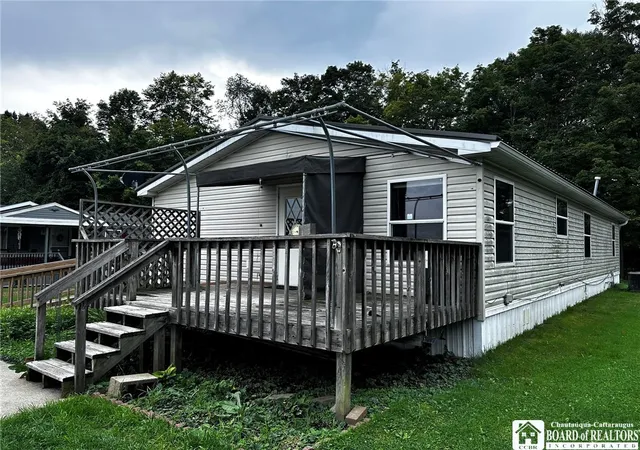 Photo 2 of Manufactured home for sale at 3393 Carpenter Pringle Rd #29, Ashville, NY 14710 | MLS# R1712232 | Listing updated on 2026-09-04