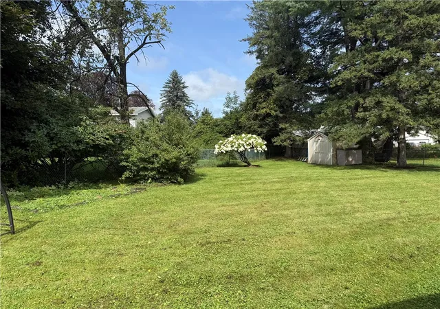 Photo 3 of Single family home for sale at 5 Bolton Dr, Oneonta, NY 13820 | MLS# R1711971 | Listing updated on 2026-09-08