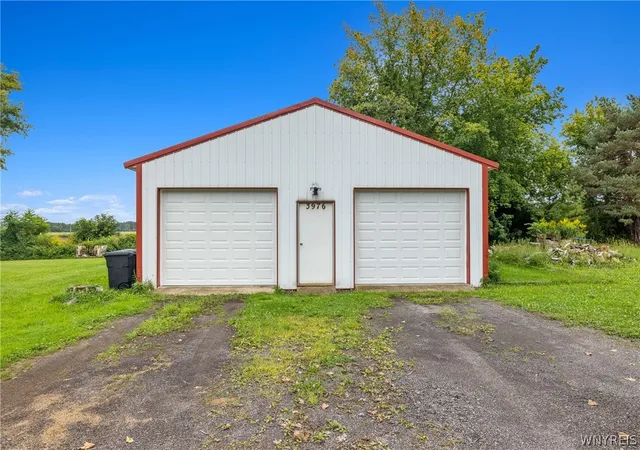 Photo 3 of Single family home for sale at 3976 Sweden Walker Rd, Brockport, NY 14420 | MLS# B1712235 | Listing updated on 2026-09-13