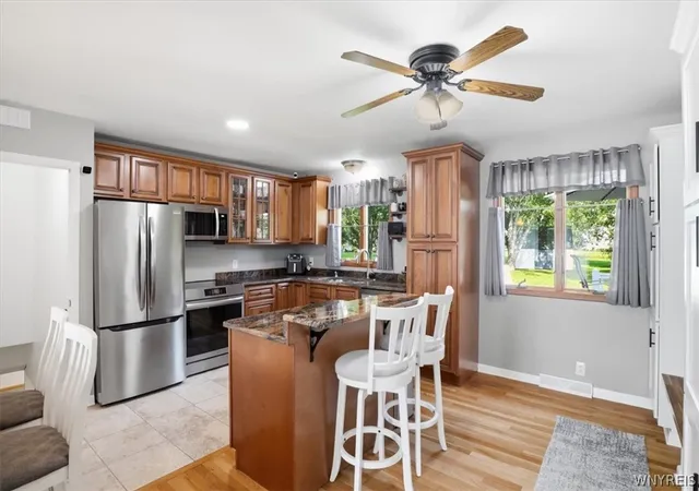 Photo 3 of Sale Pending at 2893 Walck Dr, North Tonawanda, NY 14120 | MLS# B1712043 | Listing updated on 2026-09-11