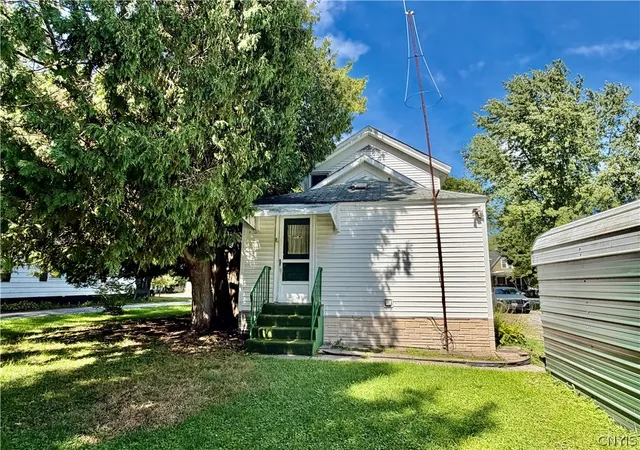 Photo 2 of Sale Pending at 3804 Prospect St, Oneida, NY 13421 | MLS# S1710679 | Listing updated on 2026-09-10